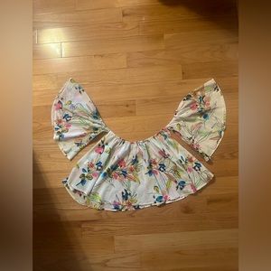Off the Shoulder Floral Top XS